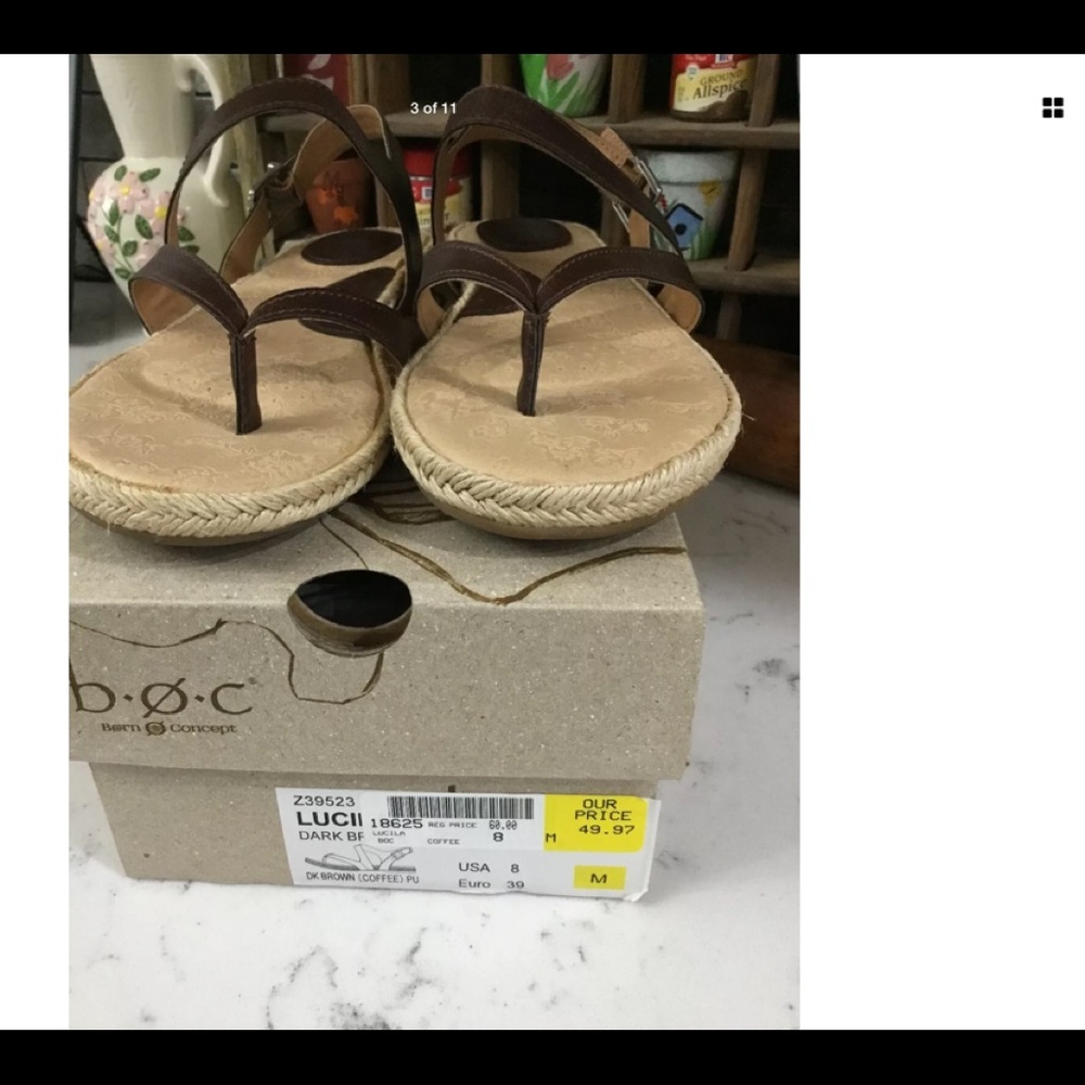 B.O.C Lucila Flat Thong Slingback Sandals
Brown 8M - Picture 3 of 8